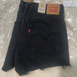 Levi's Black High-Rise Denim Skirt with Raw Hem